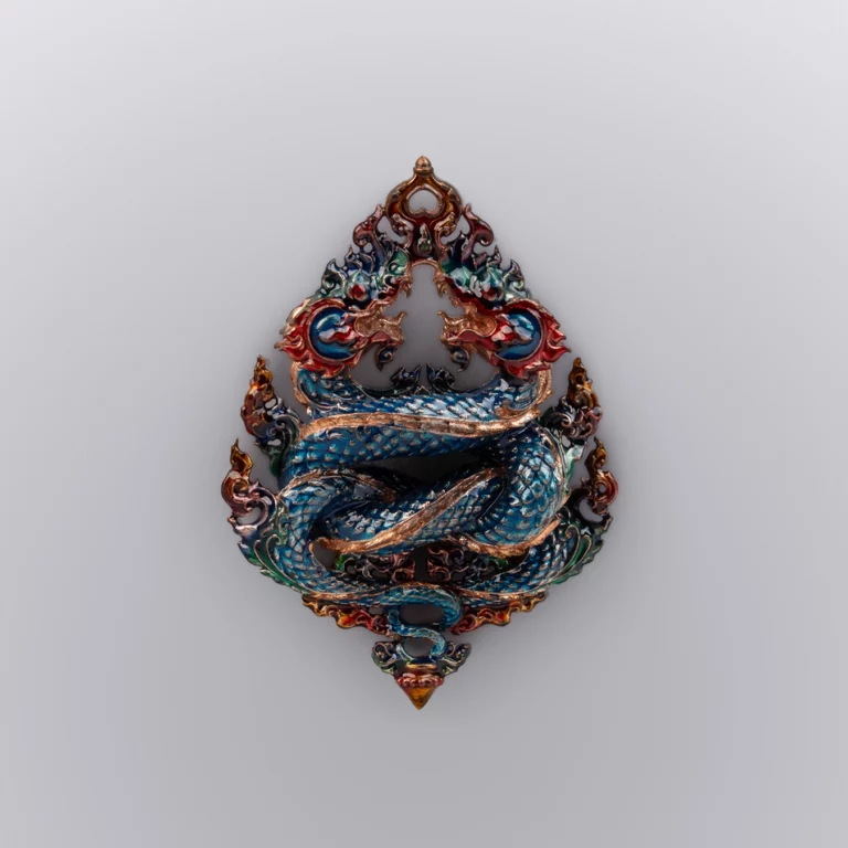 ทองแดงลงยา สีวันศุกร์ เหรียญพญานาค รุ่นนาคเกี้ยว - Highness Amulet